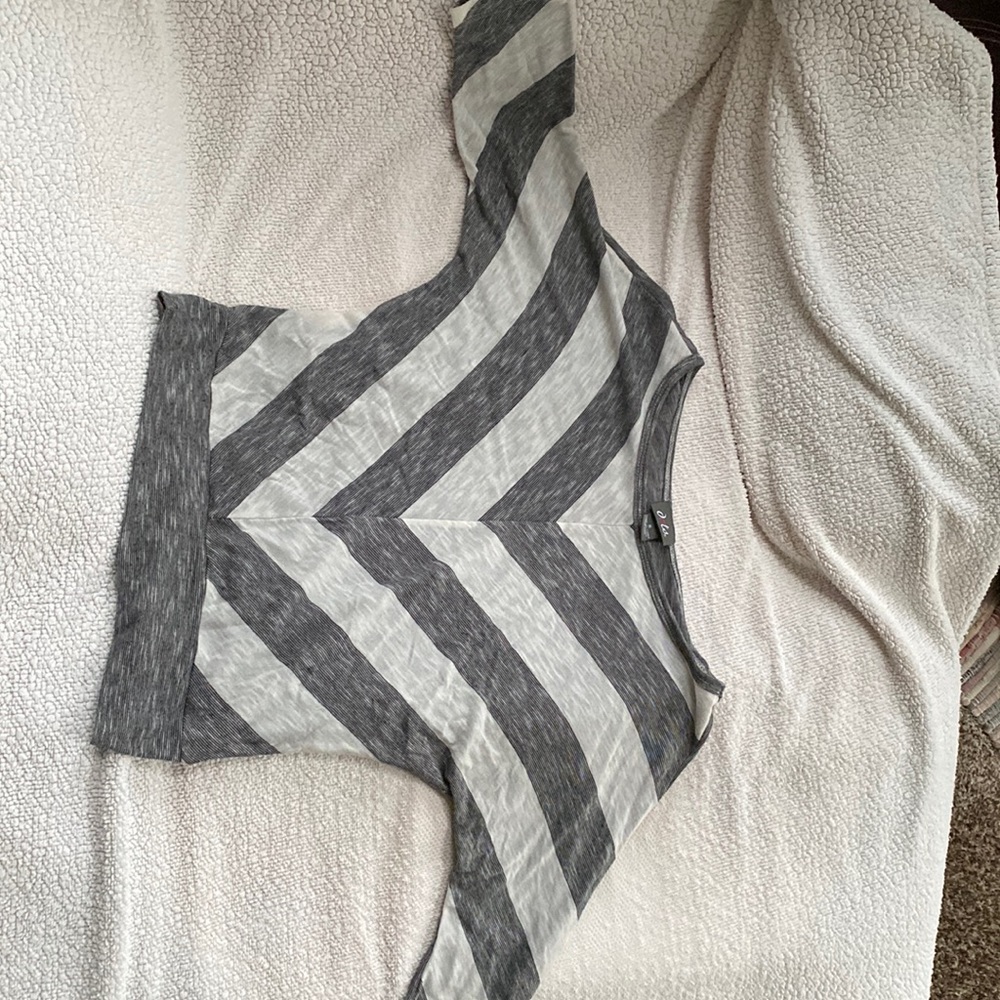 DOTS quarter sleeve grey and white stripe top